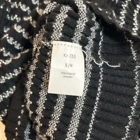 Kerisma Sweater Top - Picture 5 of 6